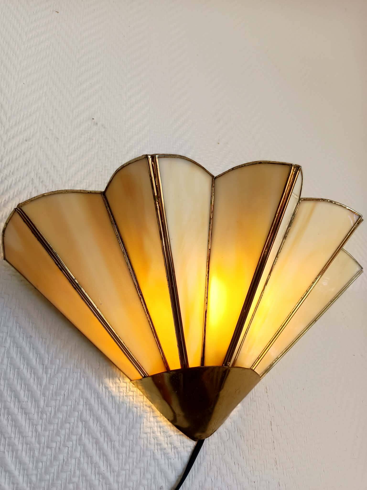 Art Deco fan-shaped wall light in glass paste