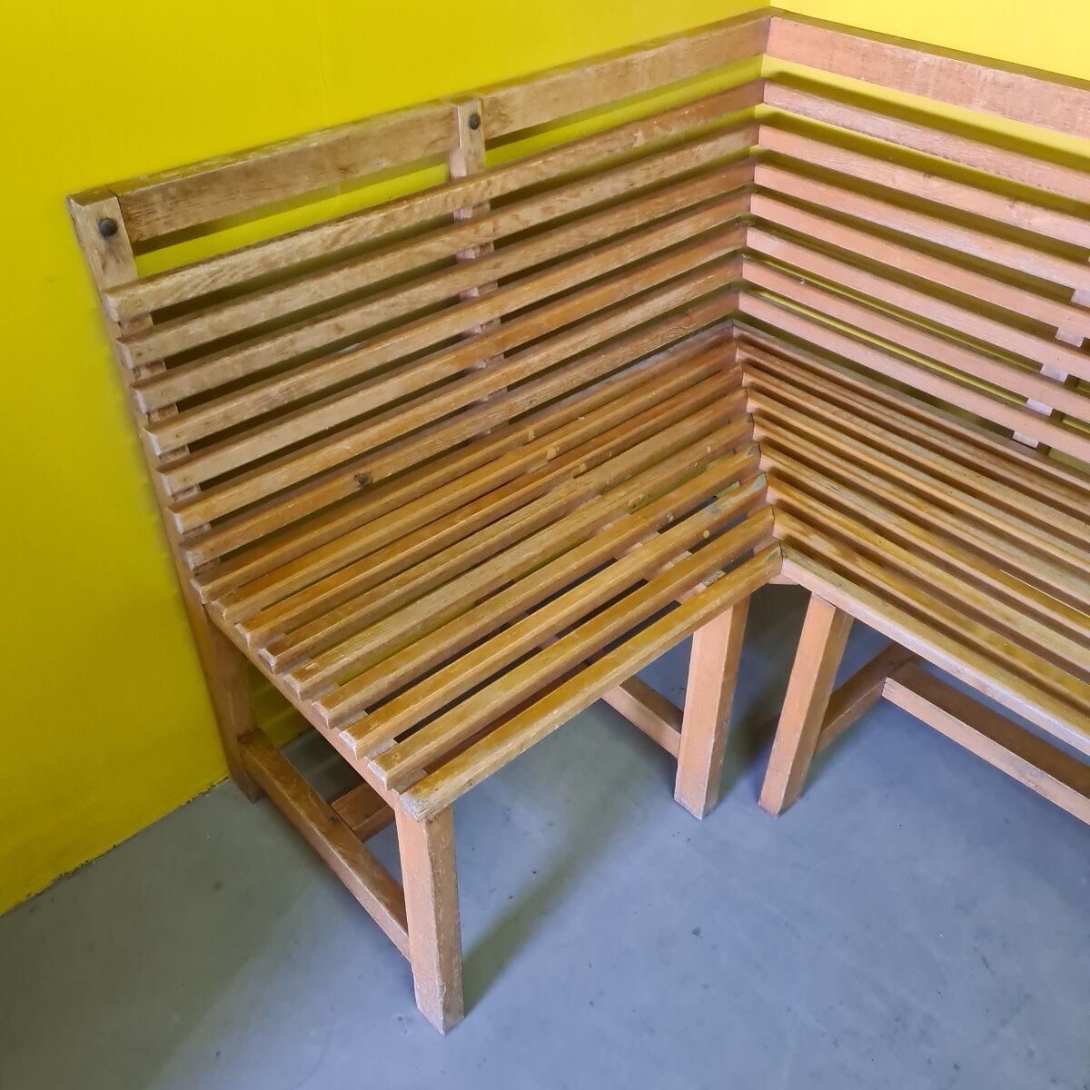 Vintage french beech wooden sauna or salon corner bench, second half 20th century