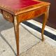 Bureau en marqueterie  bois de rose style Louis XV