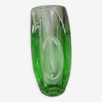 Vase vintage en verre vert