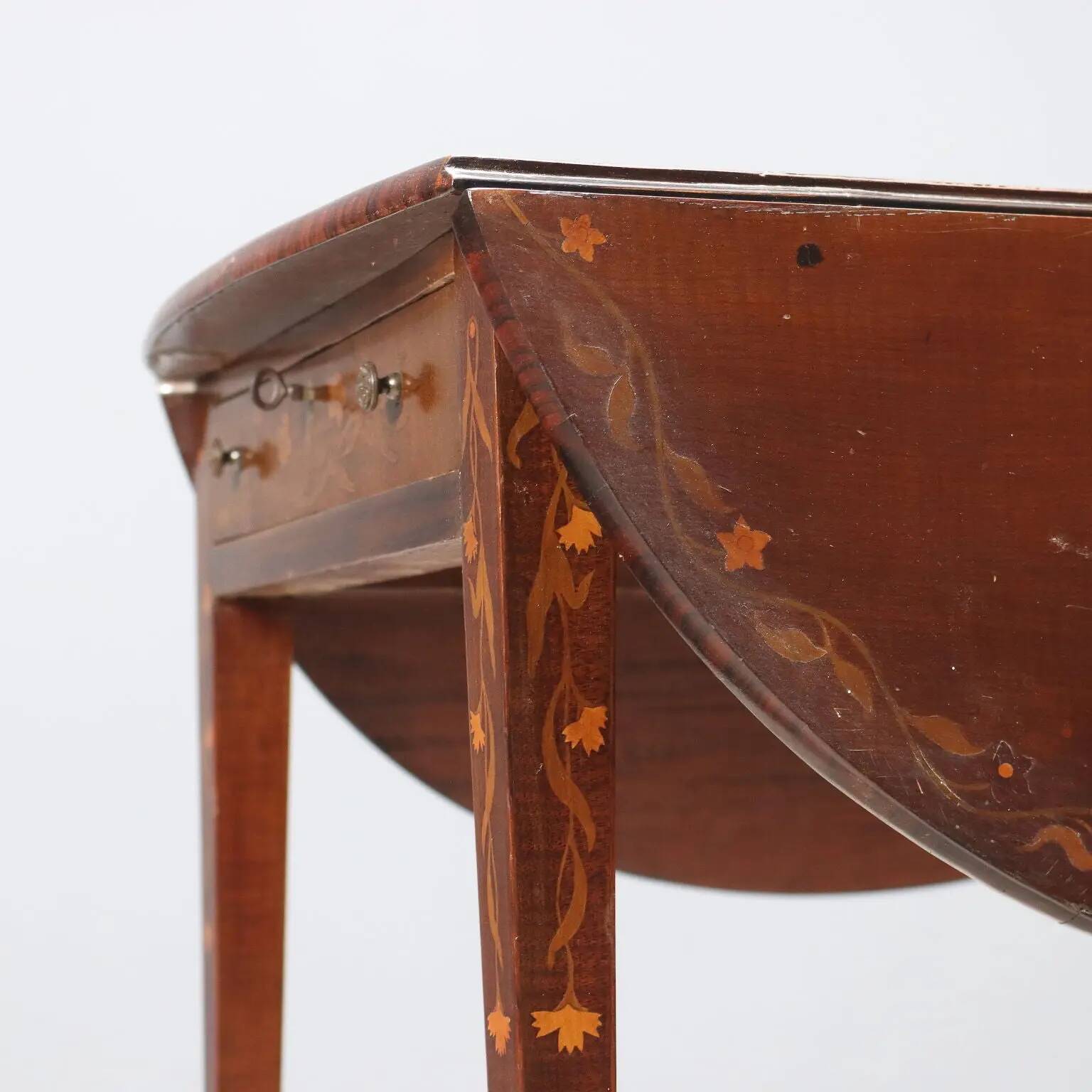 Petite table ancienne en acajou marquetée, Royaume-Uni, XIXe siècle