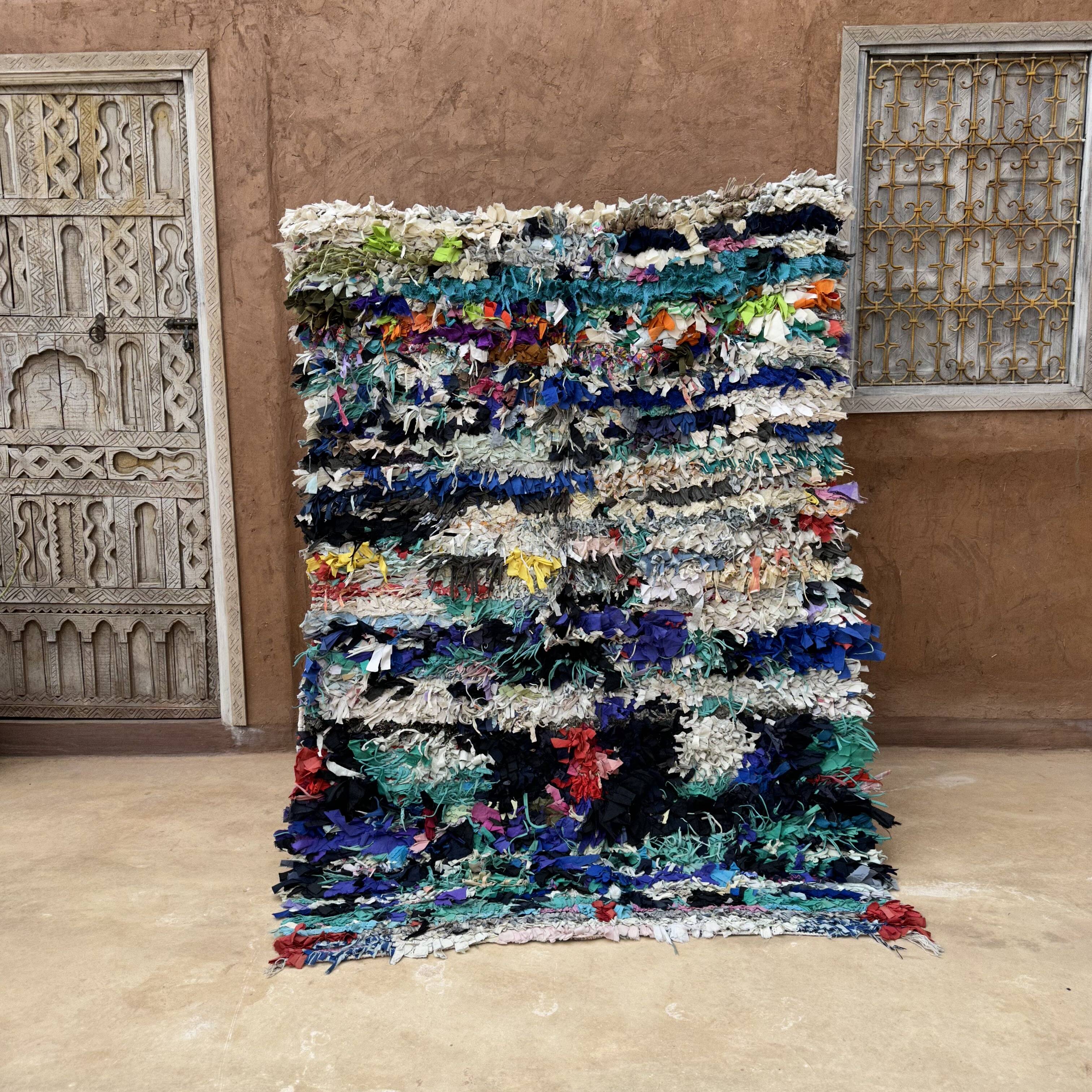 Colorful Boucherouite Moroccan rug - 136 x 203 cm