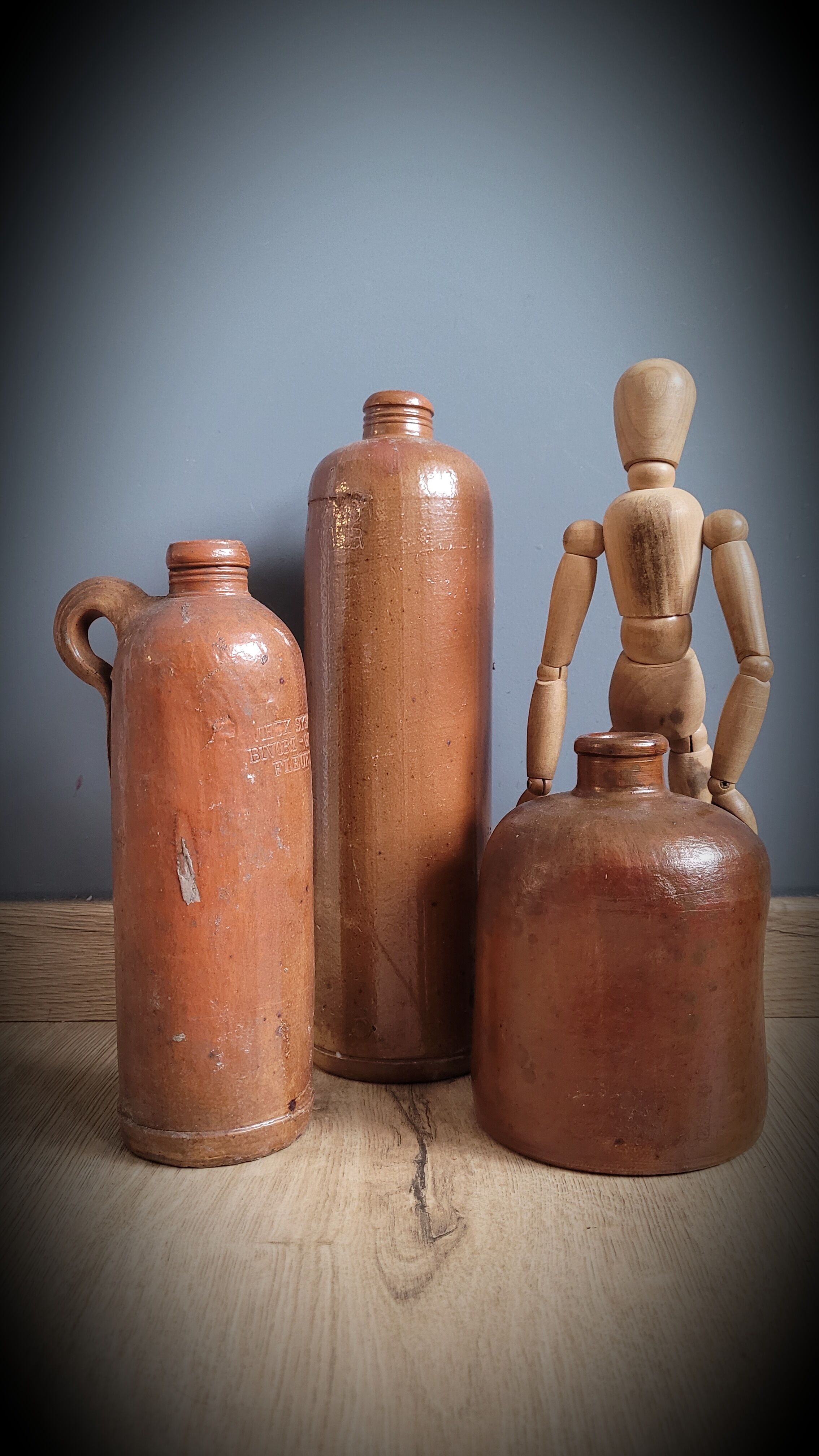 Trio brown sandstone mismatched