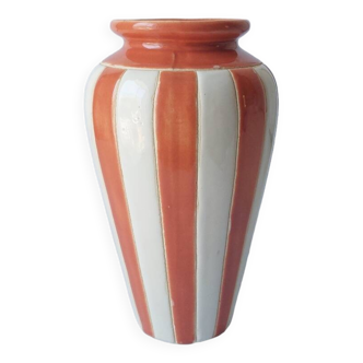 Vintage white coral striped vase