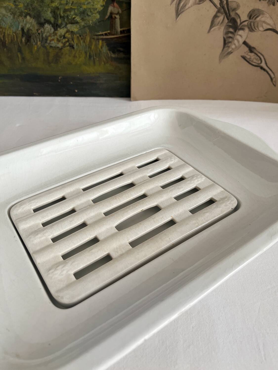 19th century Lunéville opaque ironstone earthenware asparagus dish