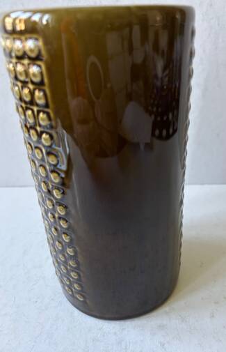 Vase "Kub 6" in olive green ceramic by Gunnar Nylund for Rörstrand, year