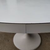 White round tulip table 120cm