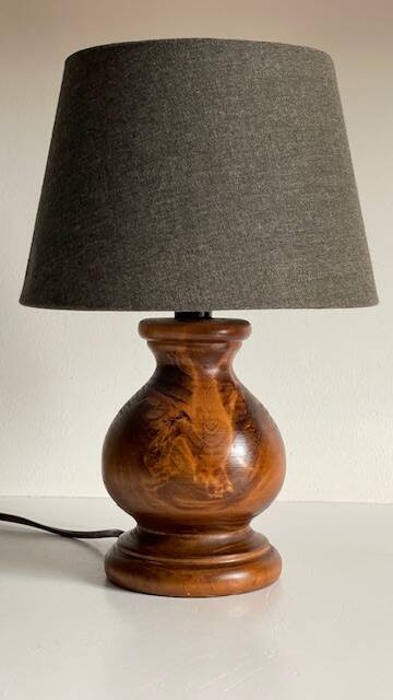 Solid wood vintage country style lamp