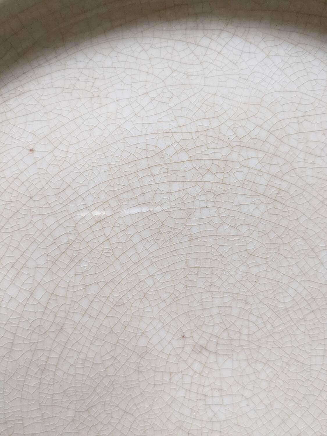 Iron earth dish, Gien, Clara