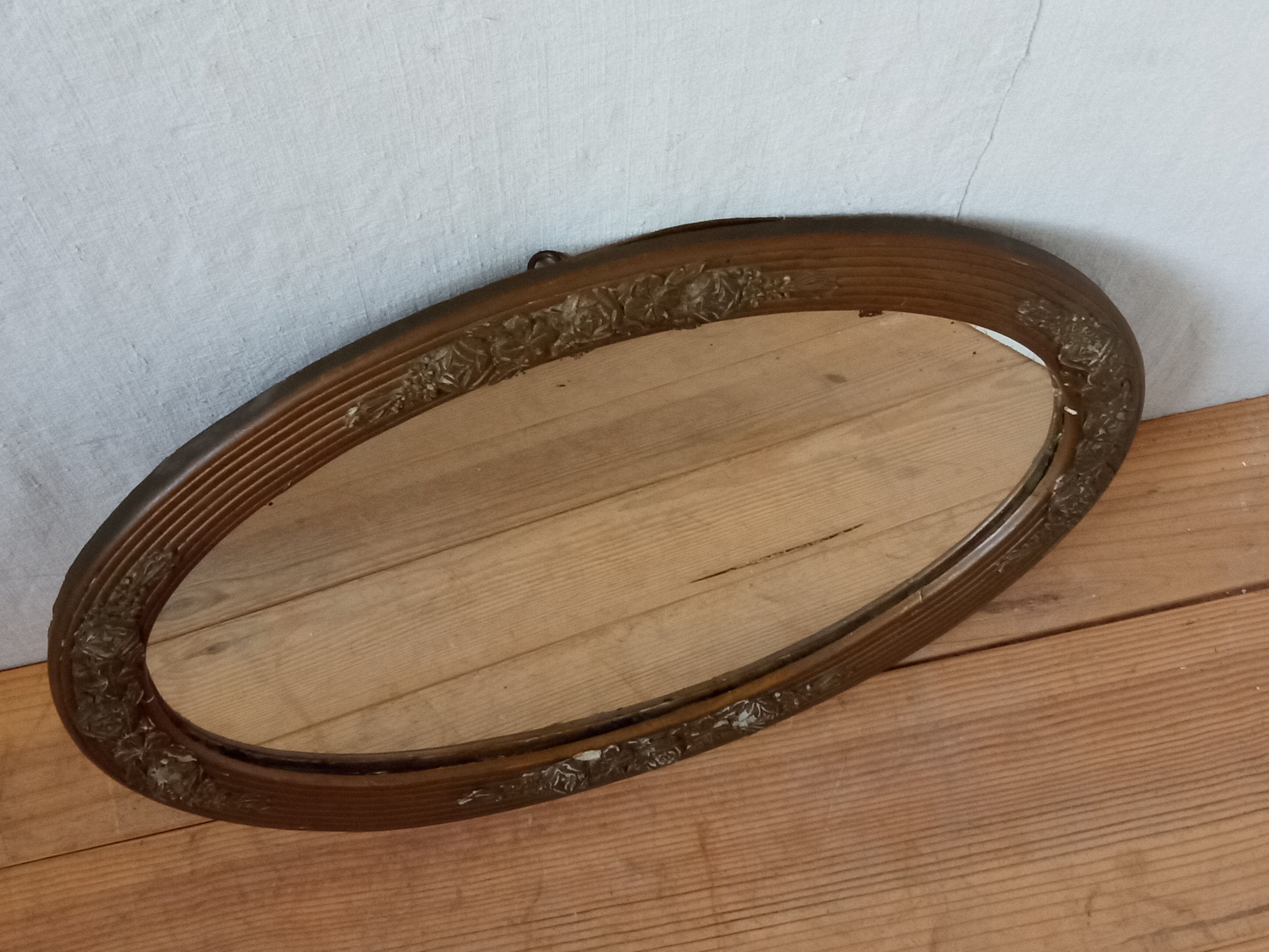Oval mirror 52x34cm 30/40 years