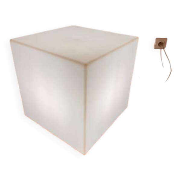 Cube lumineux d'interieur