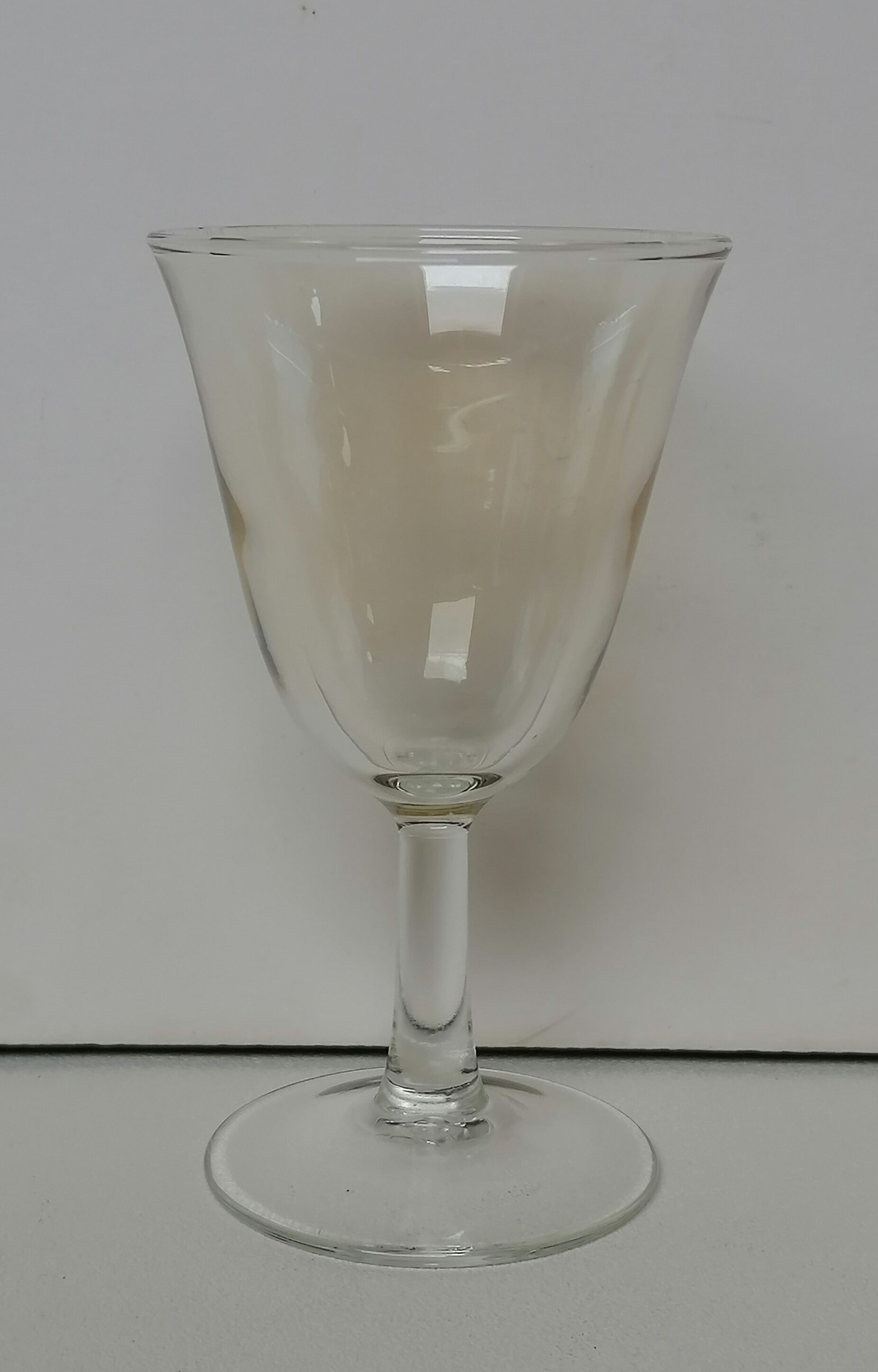 6 iridescent harlequin glasses in port