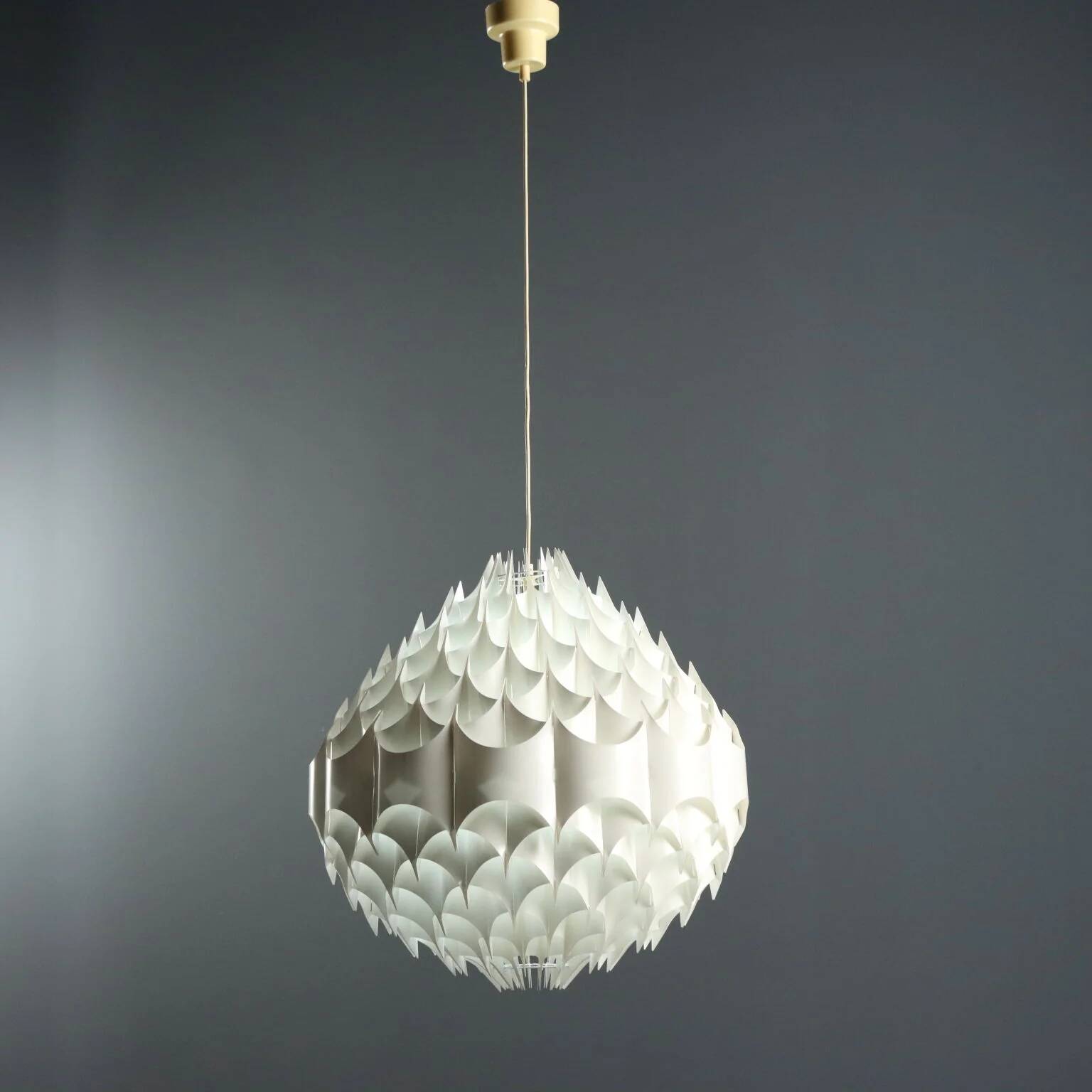 Suspension "Rythmic" by Havlova Milanda for Vest Leuchten