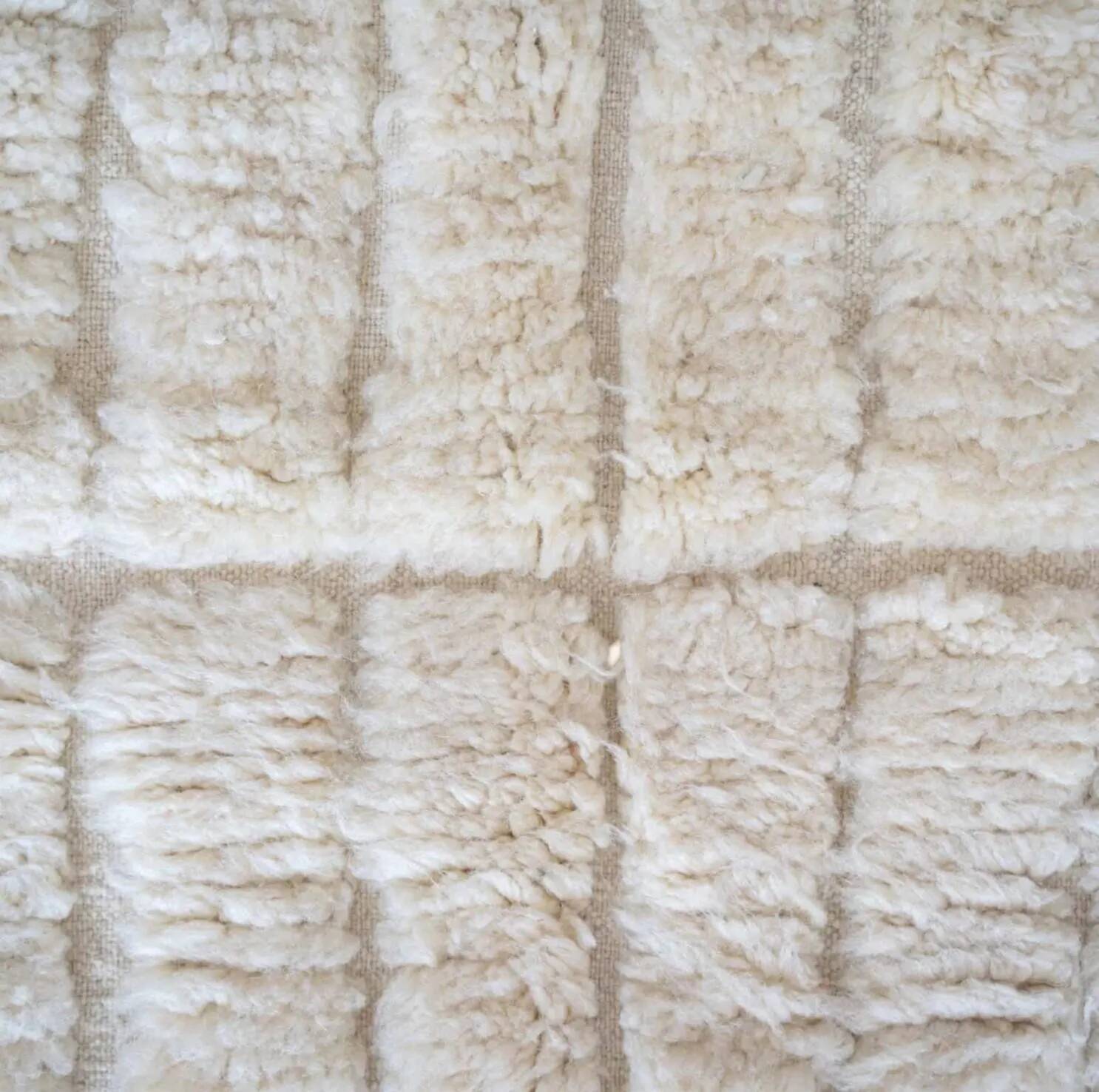 Handwoven Moroccan rug 2.5 x 1.5 m