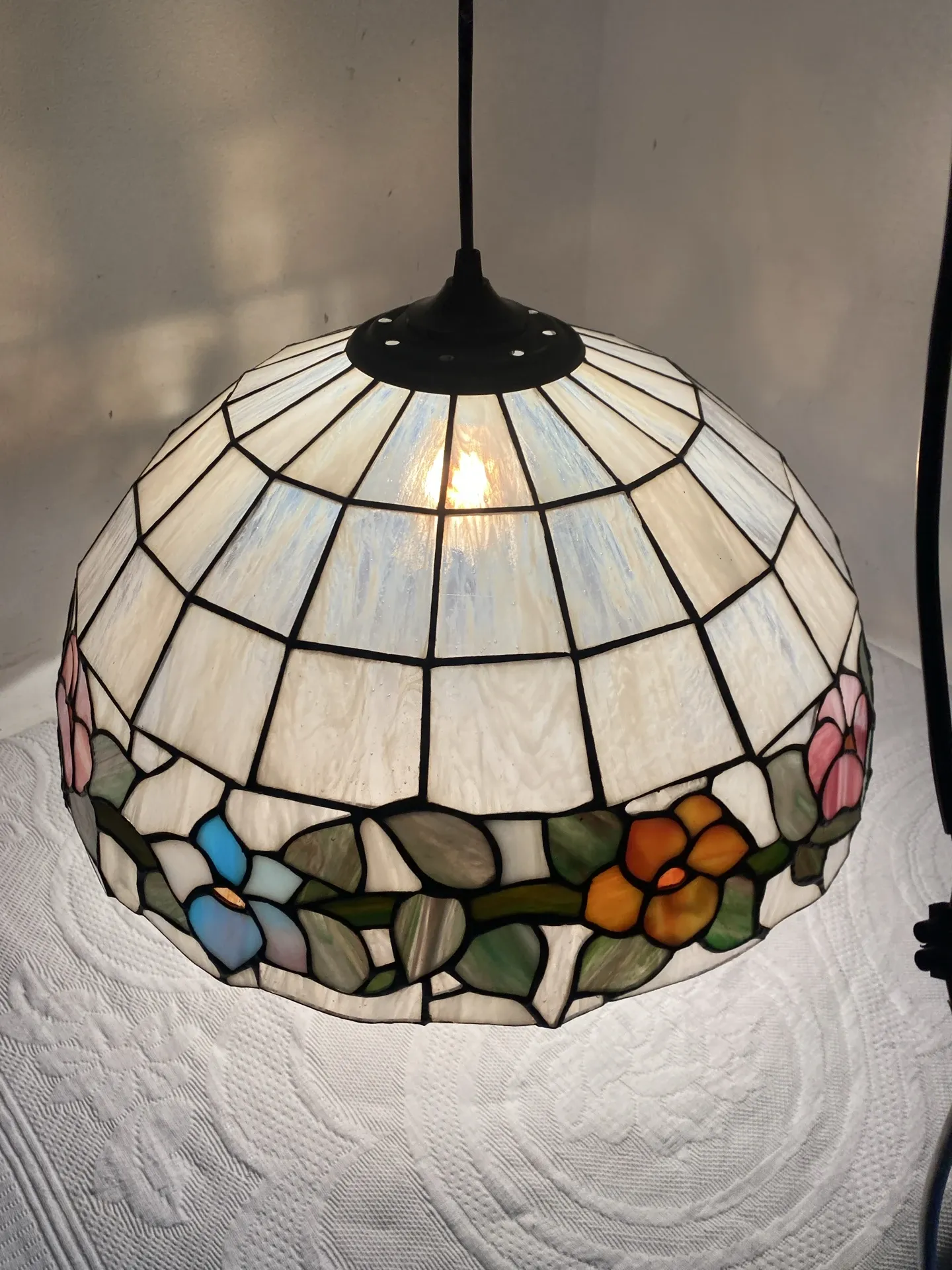 Stained glass pendant