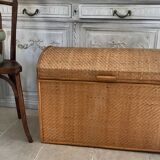 Vintage rattan box