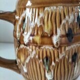 Barrel effect pitcher