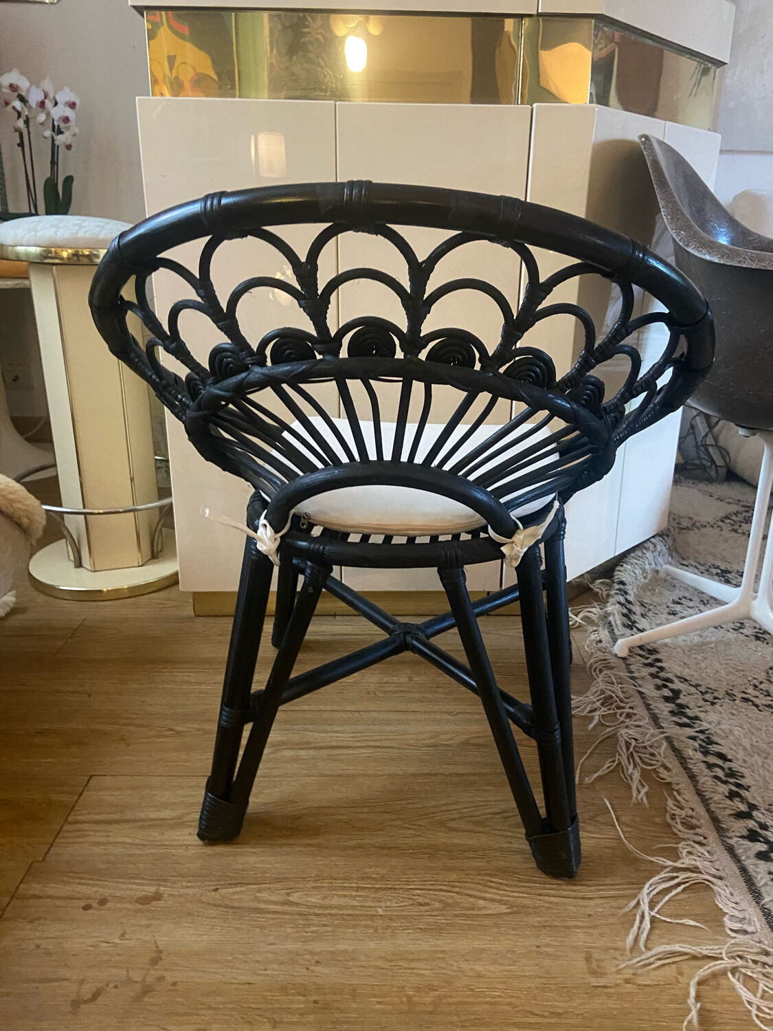 Rattan armchair peacock