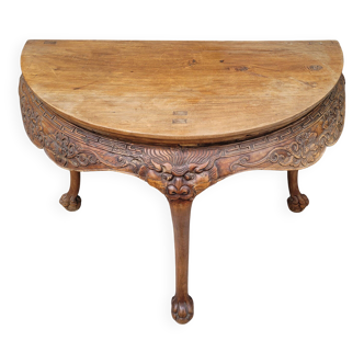 Half-moon console "Yueyazhuo", Huanghuali wood, Qing dynasty, circa 1790 – China