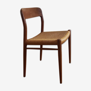 Chaise modèle 75  en teck et corde par Niels Otto Moller