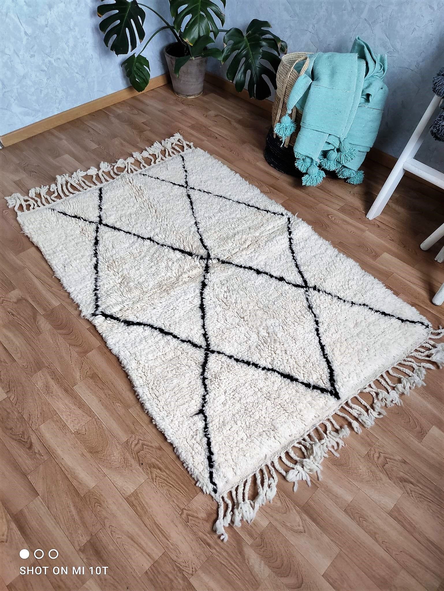 Berber carpet beni ouarain 1m65 by 95cm