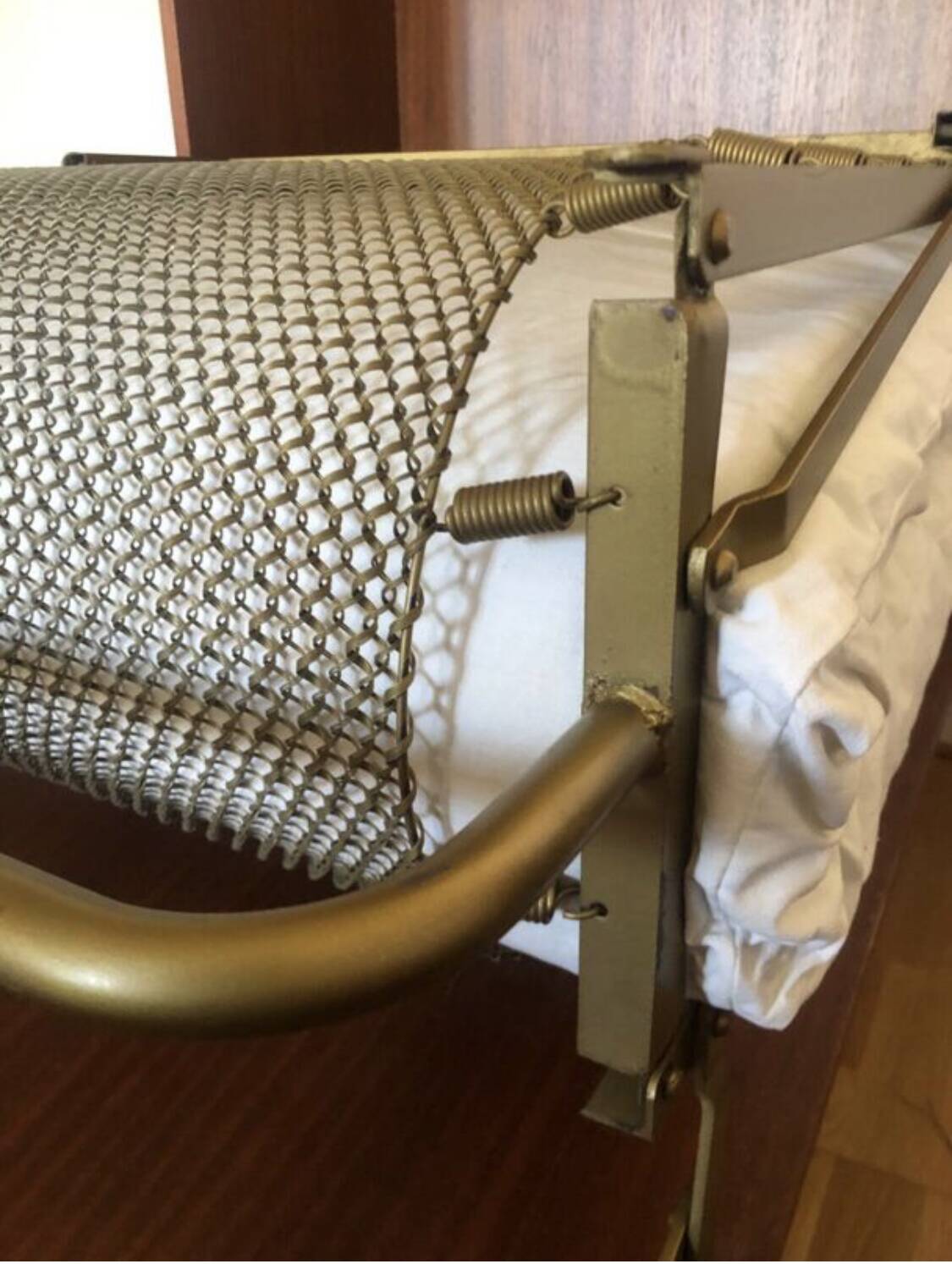 Vintage 70s Murphy bed