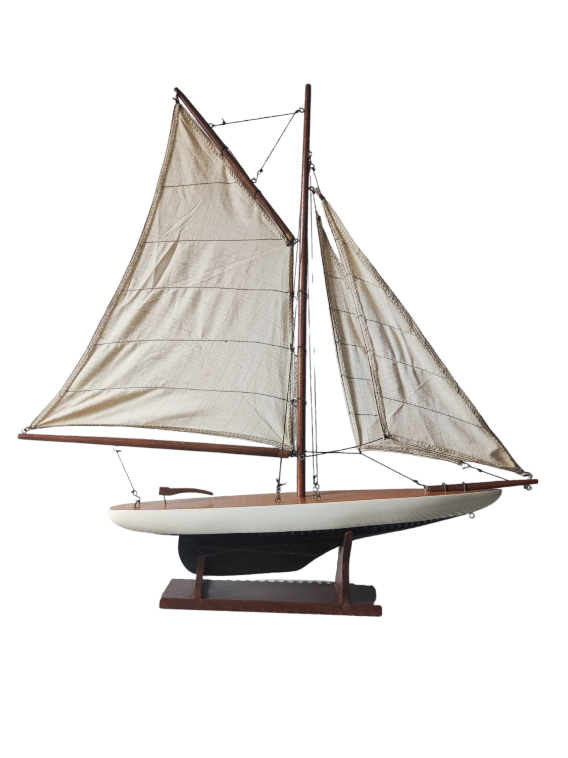 Model sailboat