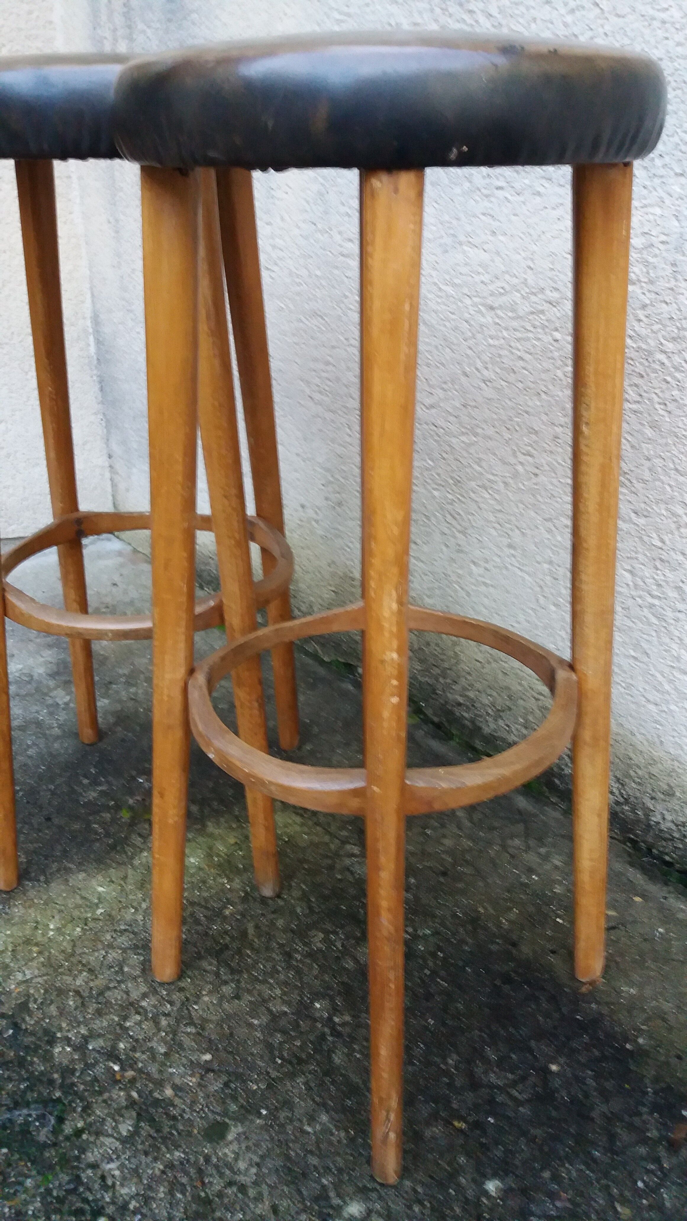 Paire de tabourets de bar.