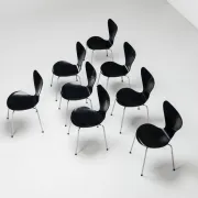 Arne Jacobsen set of eight 3107 Butterfly dining chairs Fritz Hansen Denmark 1967