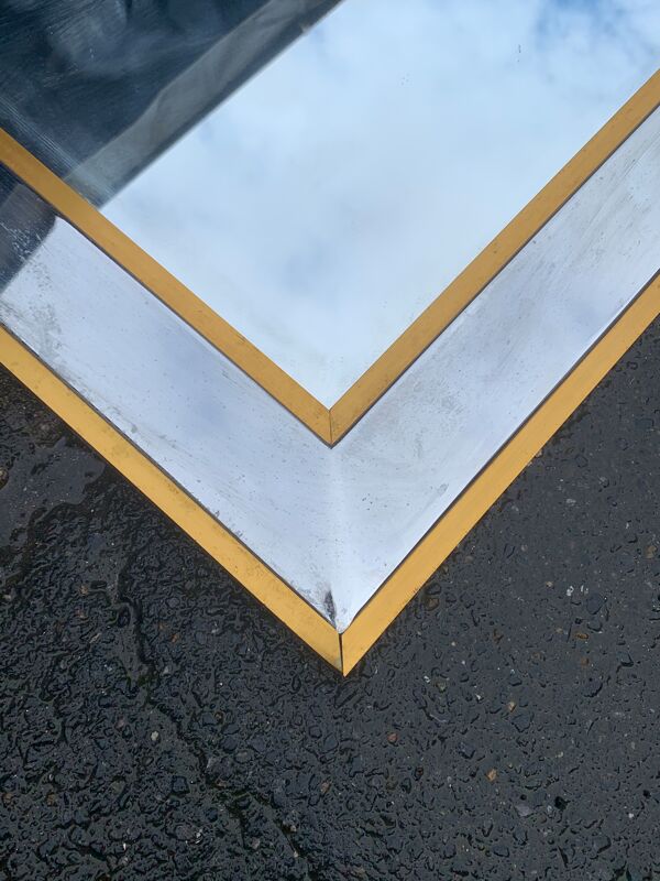 Miroir rectangulaire bords en miroir et métal doré 1950