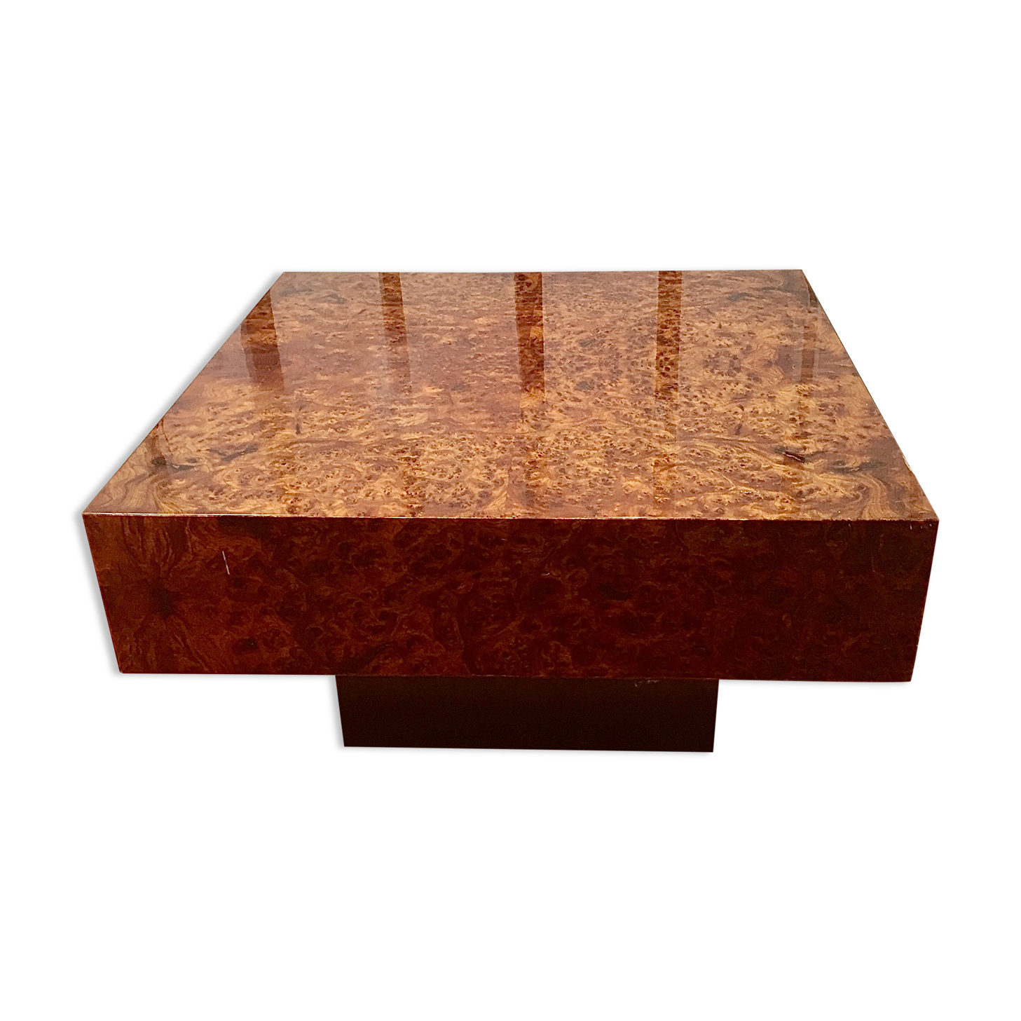 Elm magnifying glass coffee table