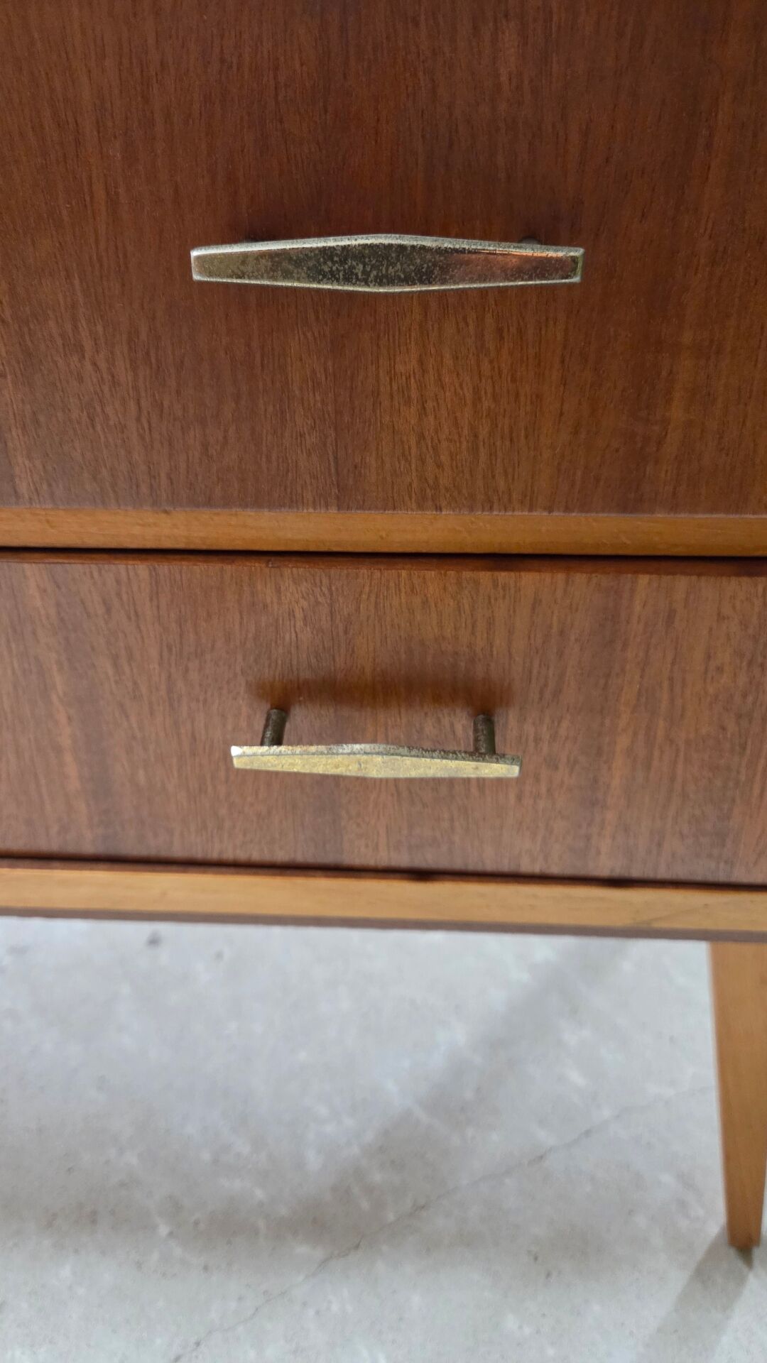 Small Scandinavian low sideboard 1960 vintage with tapered legs.
