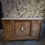 Antique Louis XVI style buffet in burr elm with marble top, late 19th century.