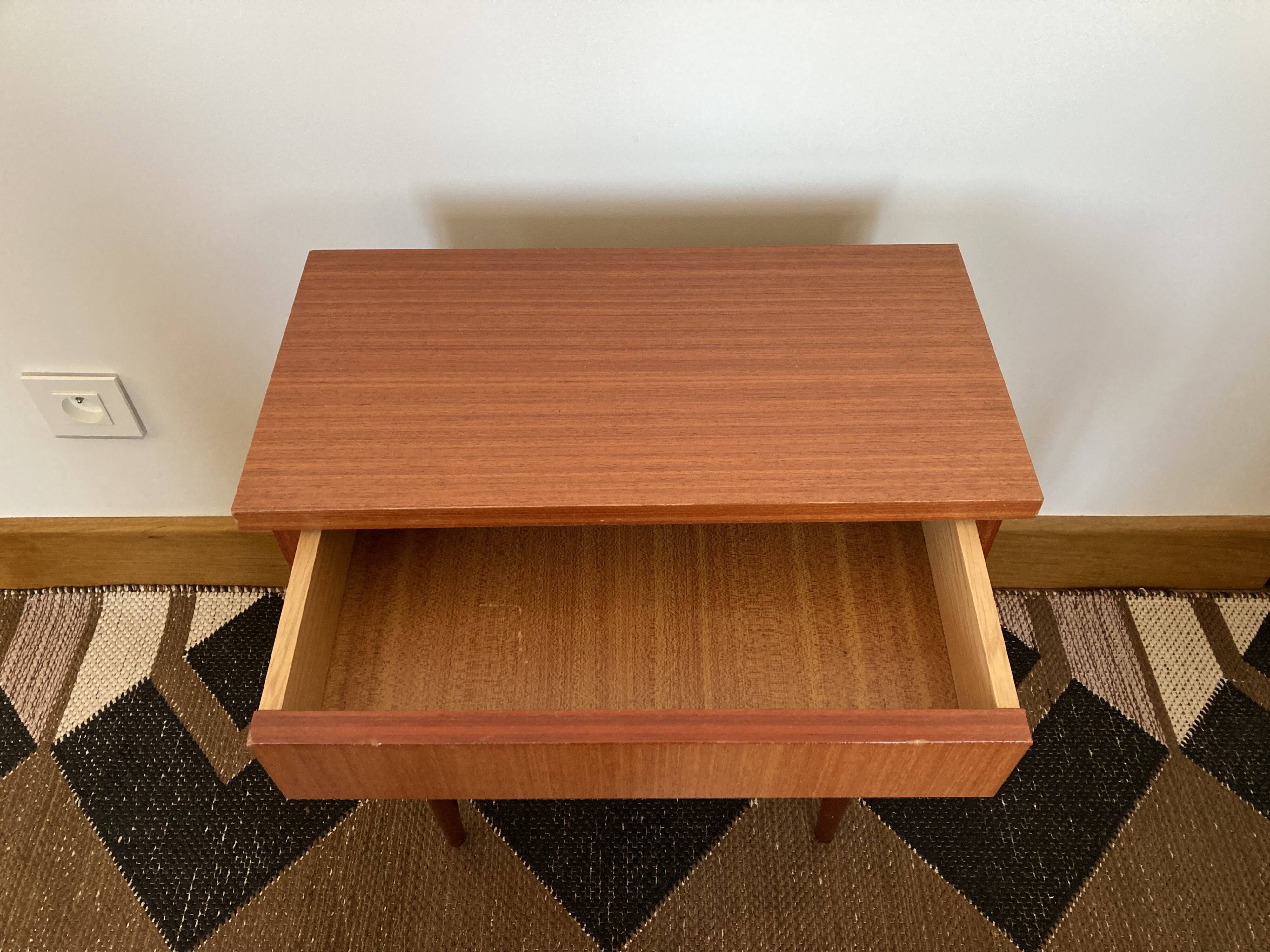 Bedside table compass legs