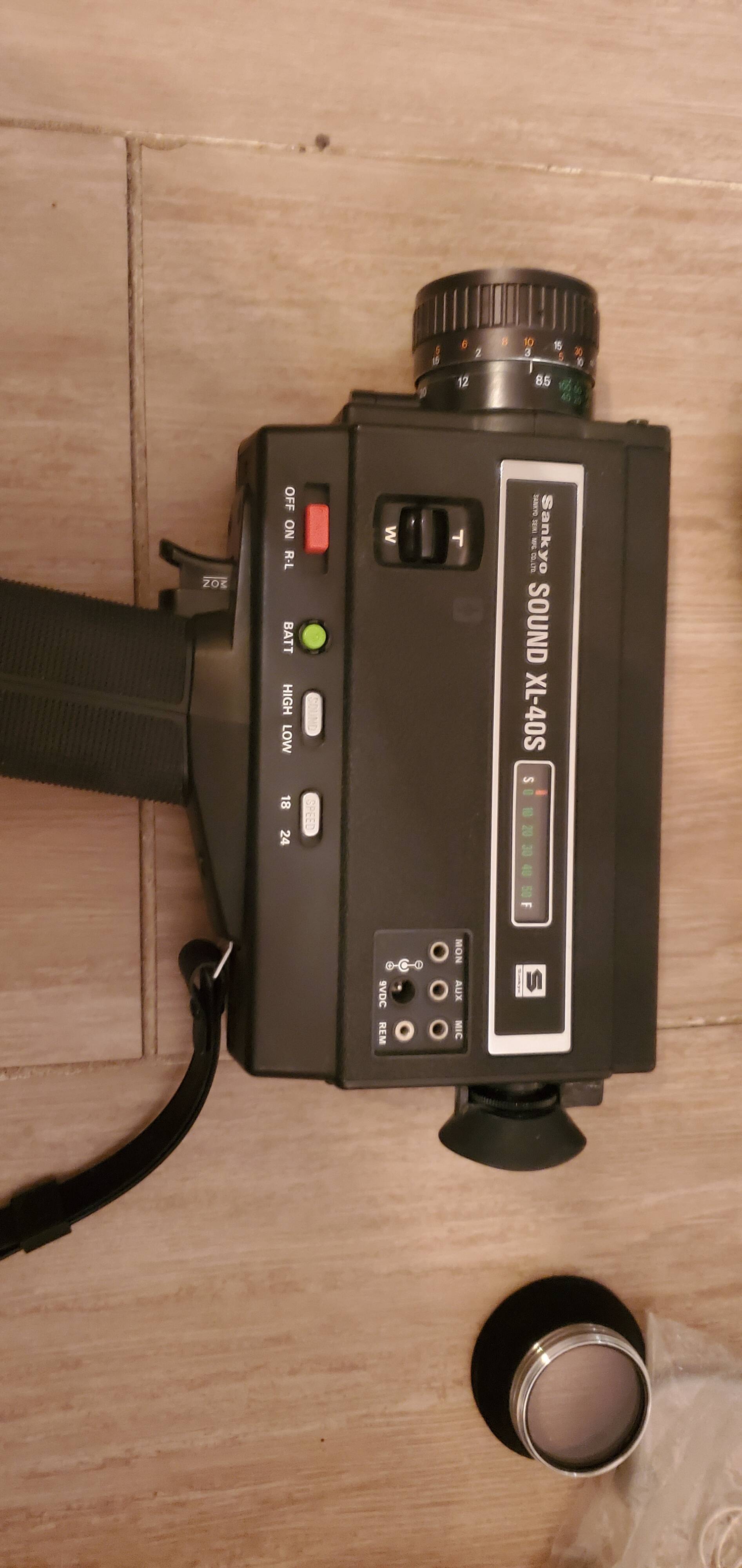 Vintage super 8 sankyo camera