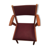 Chaise aux pieds compas au design scandinave