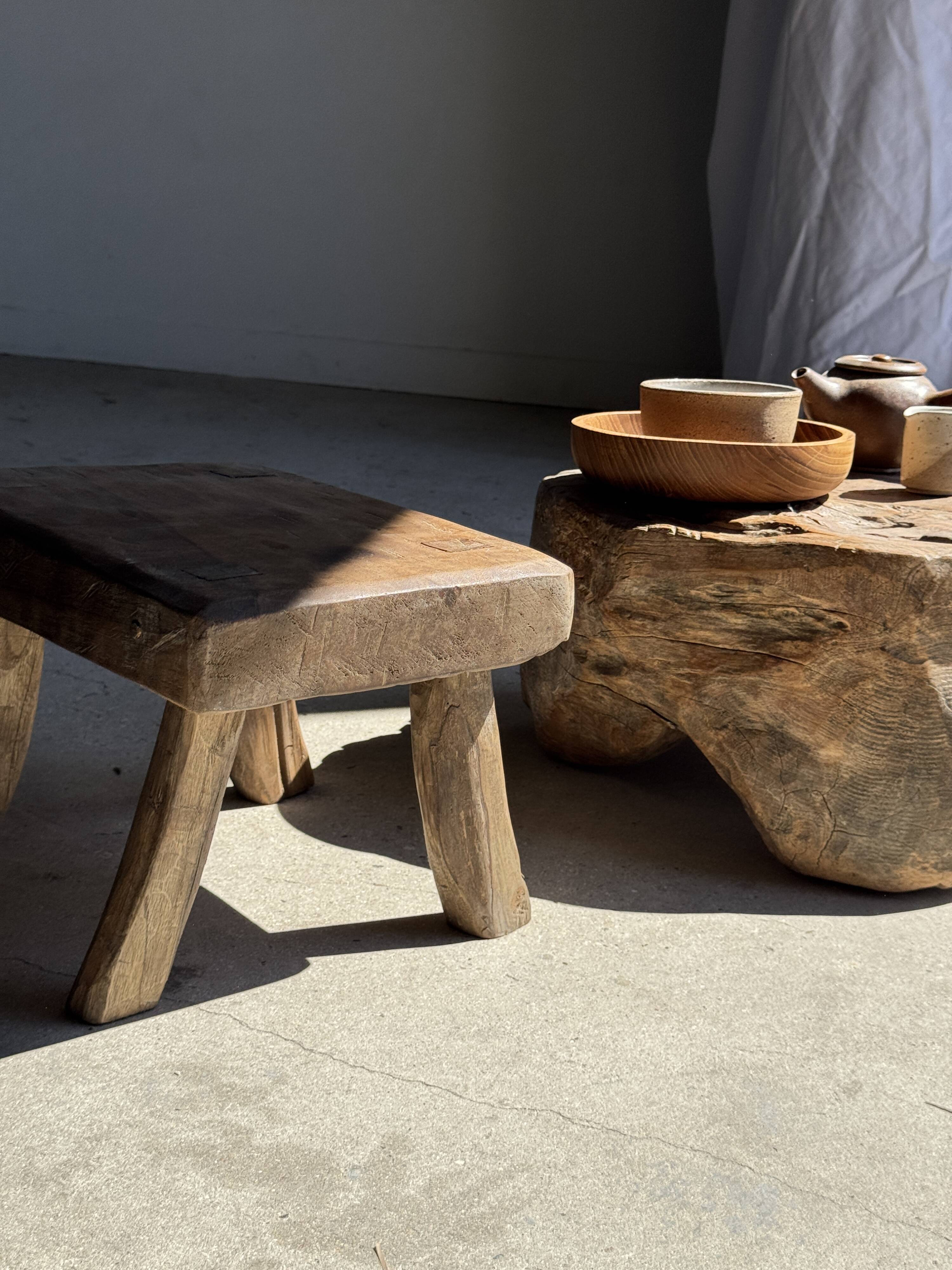 Petit stool, tabouret d'appoint en teck massif ovale wabi-sabi H25 37x27