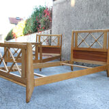 Twin beds to braces 1950