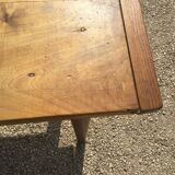 Farm table