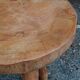 Tabouret brutaliste tripode en frêne