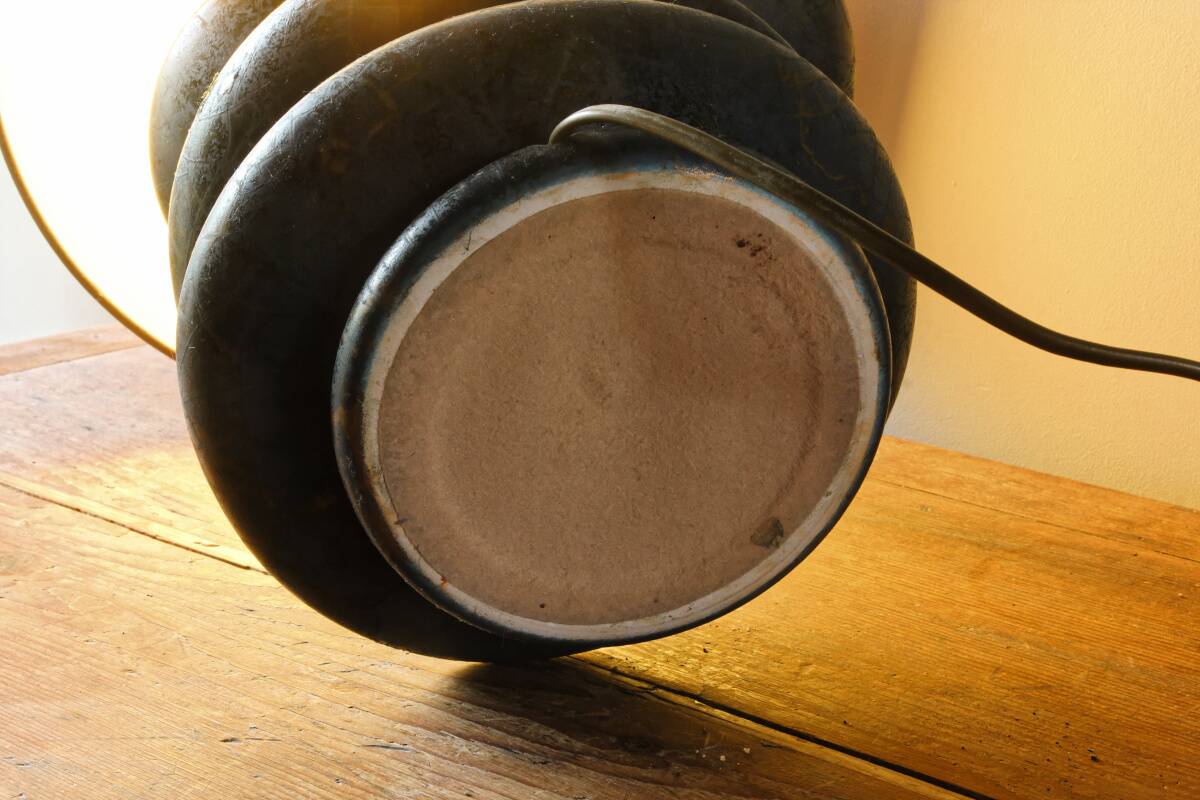 Ceramic pebble lamp by François Chatain