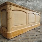 Antique counter shop