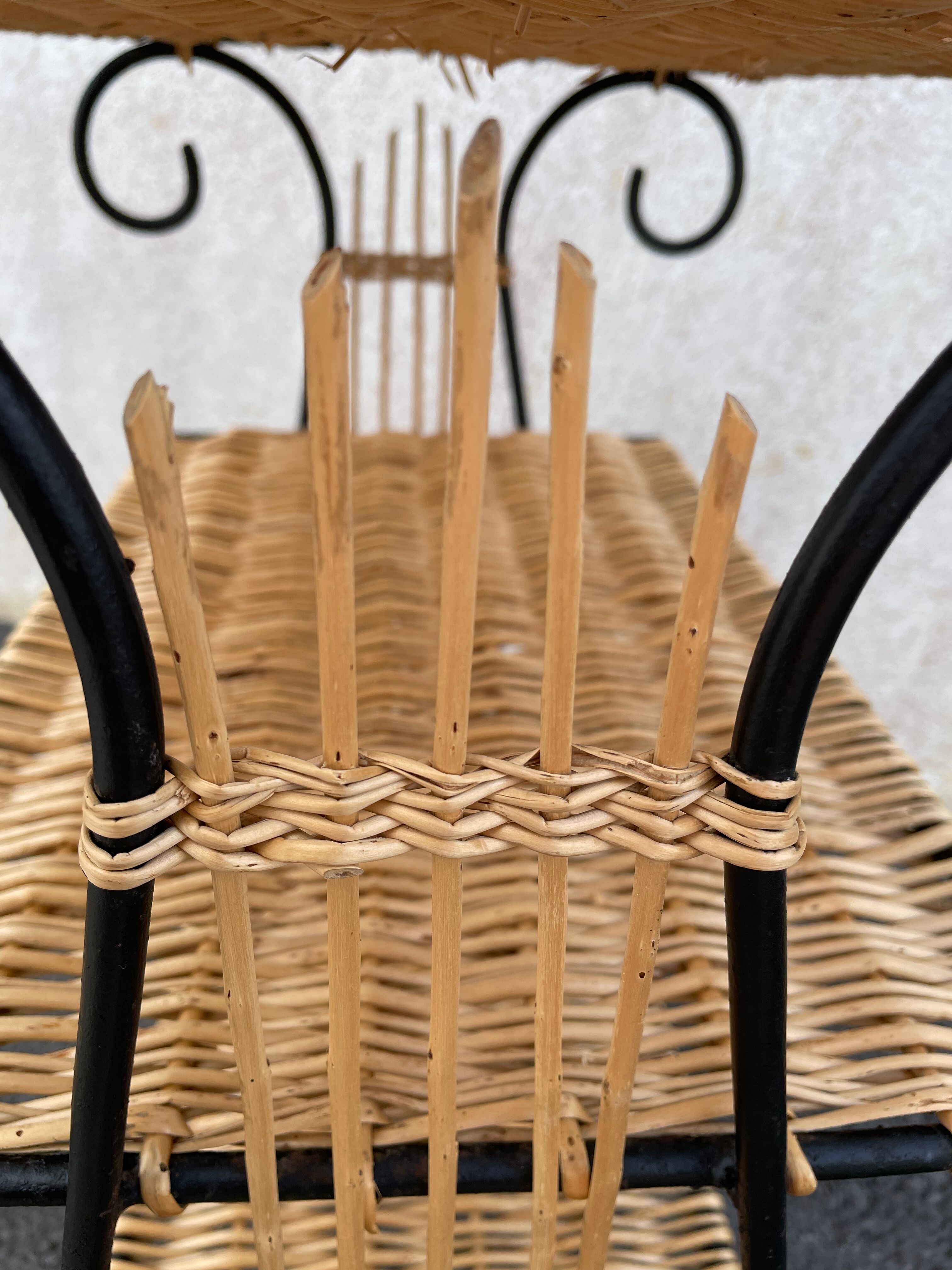 Wicker lyre side table
