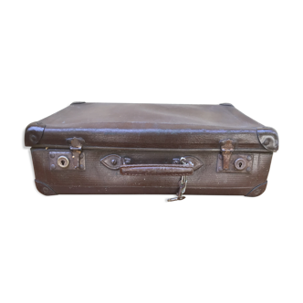 Former travel case