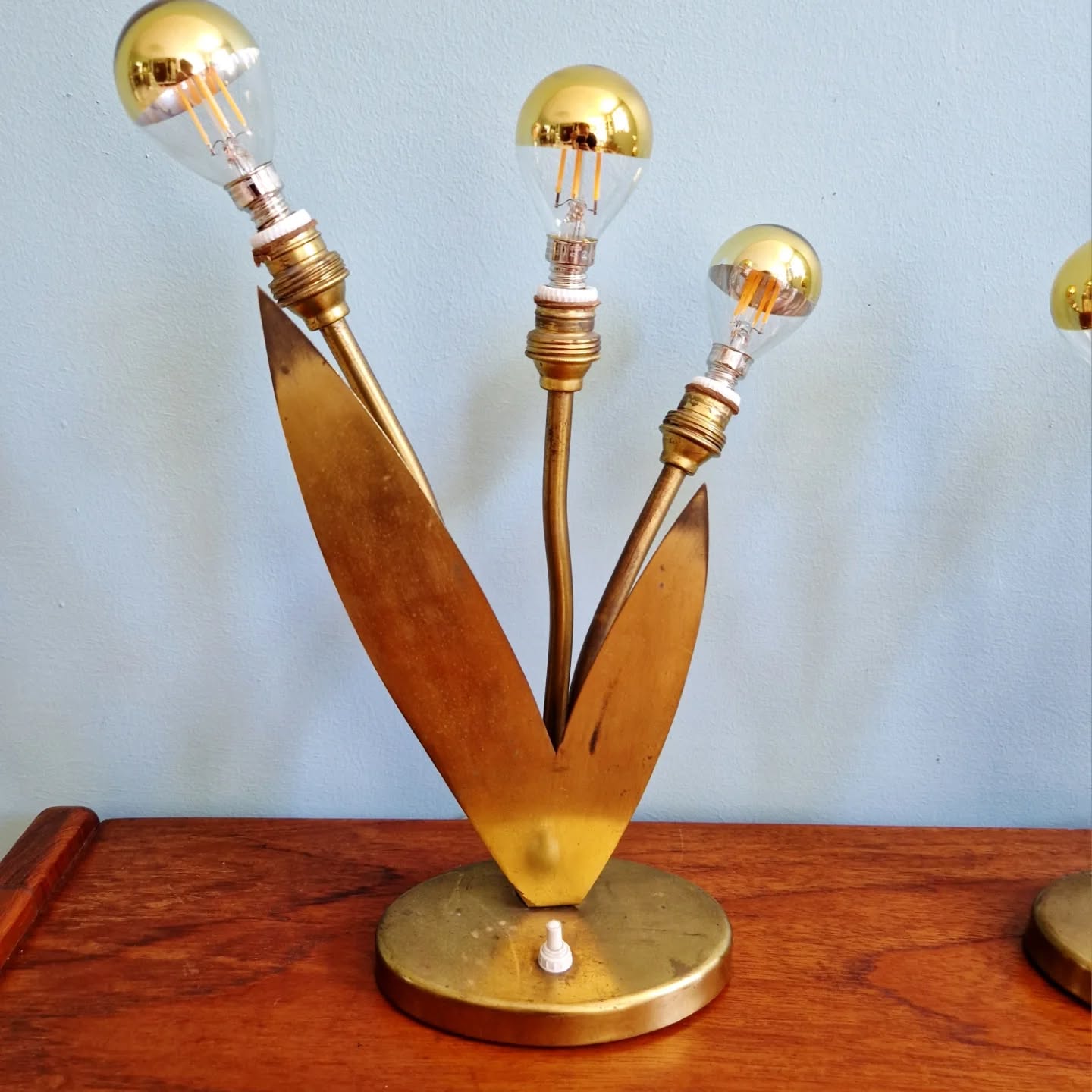 Paire de lampes florales en laiton, Mid-Century, années 1950-60