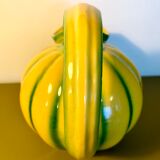Pichet forme melon en barbotine