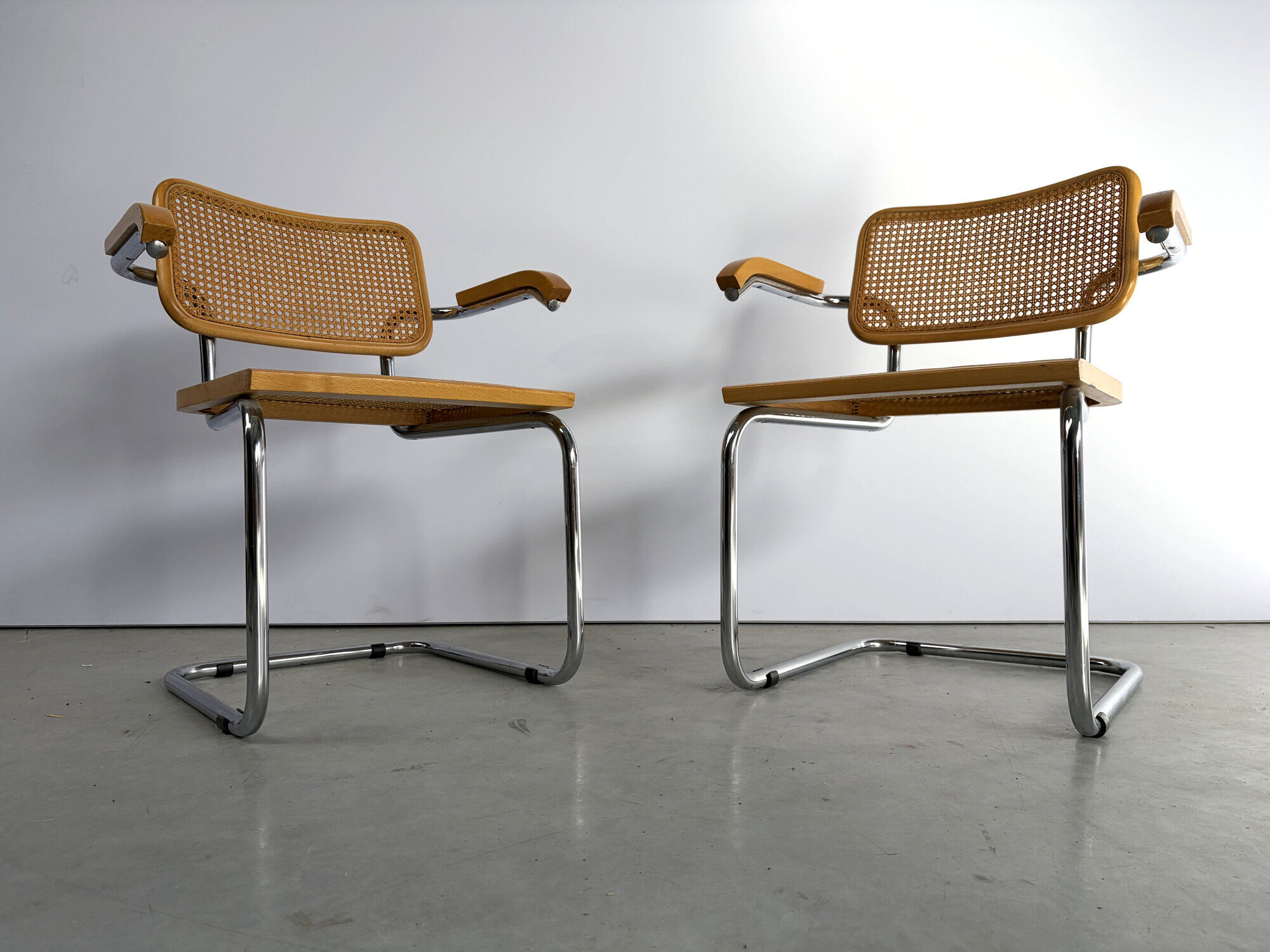 Vintage cantilever chairs attributed to Marcel Breuer 'Cesca' chair - 1970s - set of 2