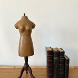 Ancien mannequin de couture miniature