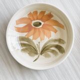 6 soup plates with floral decoration, Sarreguemines earthenware, hand painted.