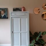 Small Parisian wardrobe redesigned